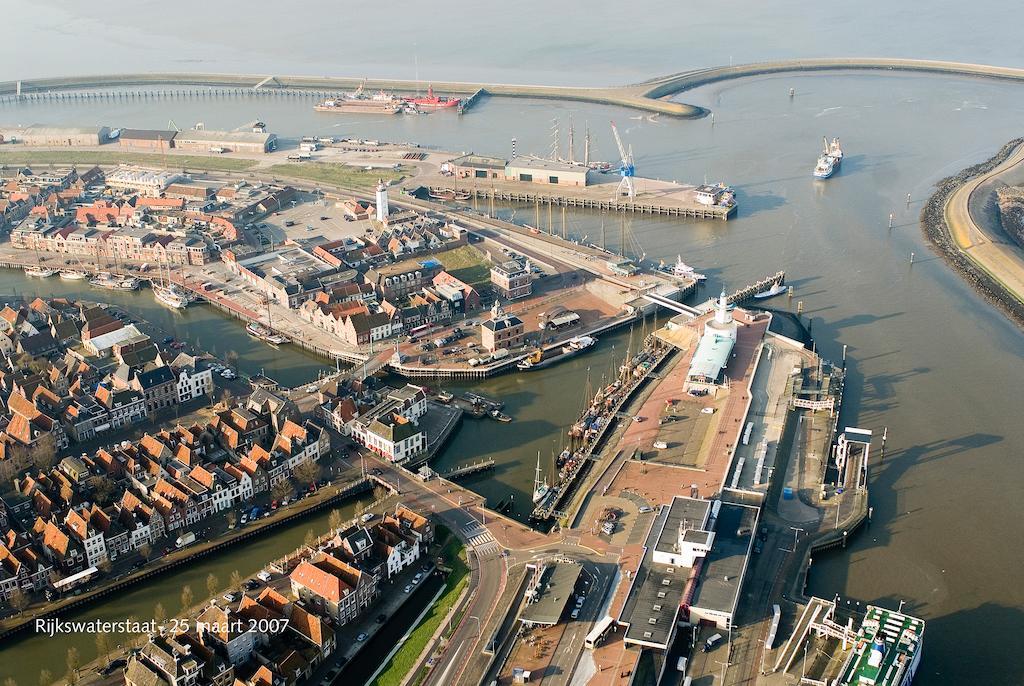 Vila De Grote Sluis Harlingen Exteriér fotografie